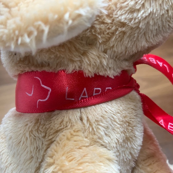 NWT Douglas Butter Yellow Lab w/ Red Ribbon - Picture 8 of 9